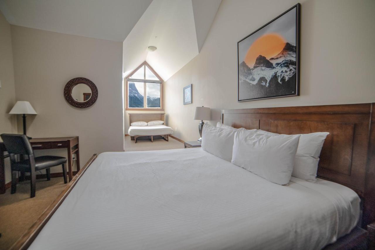 Spacious Penthouse Suite-King Beds-Pool & Hot Tub 坎莫尔 外观 照片